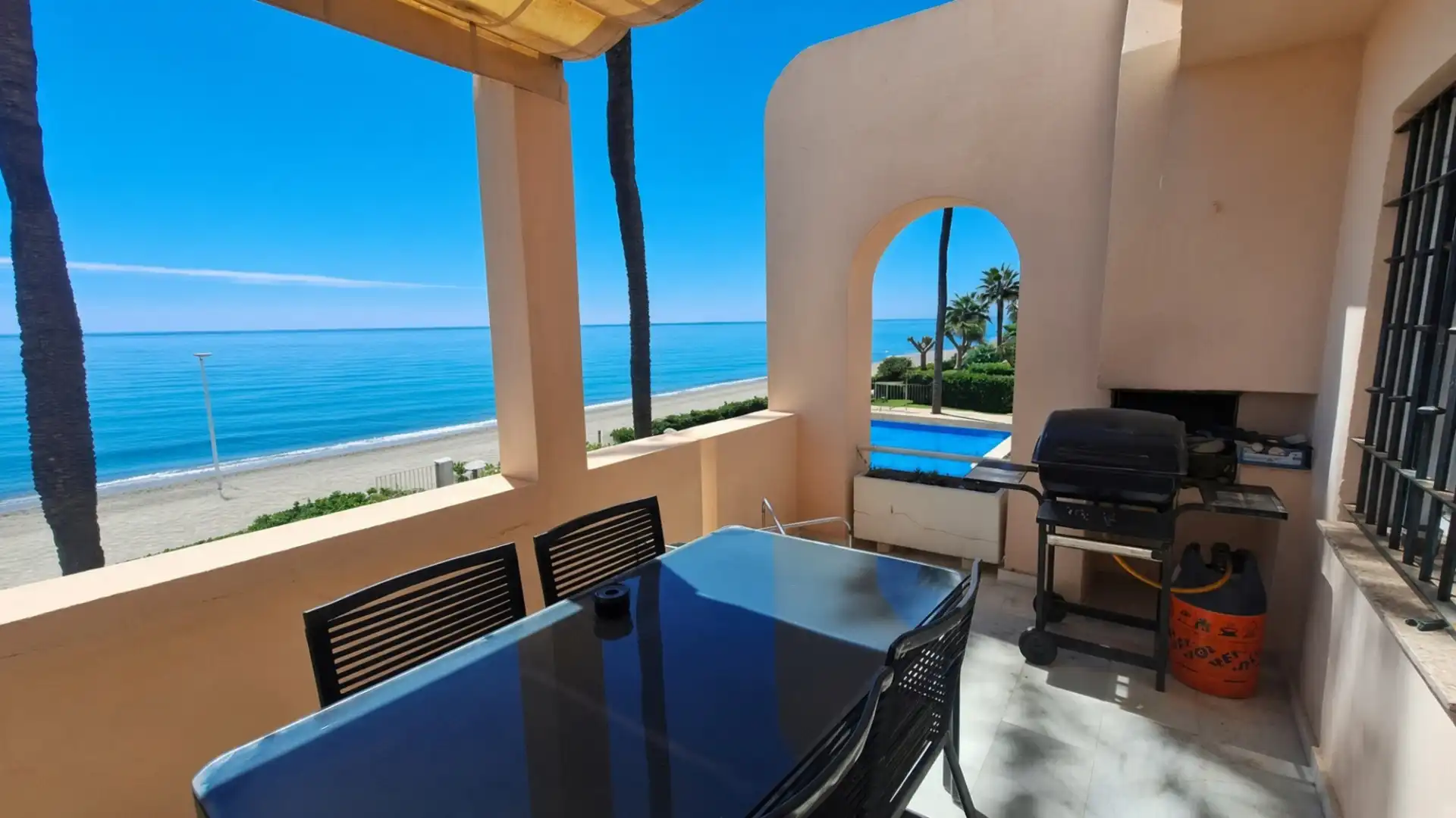 Terrassa de Apartament en venda en Estepona amb Aire condicionat, Calefacció i Terrassa