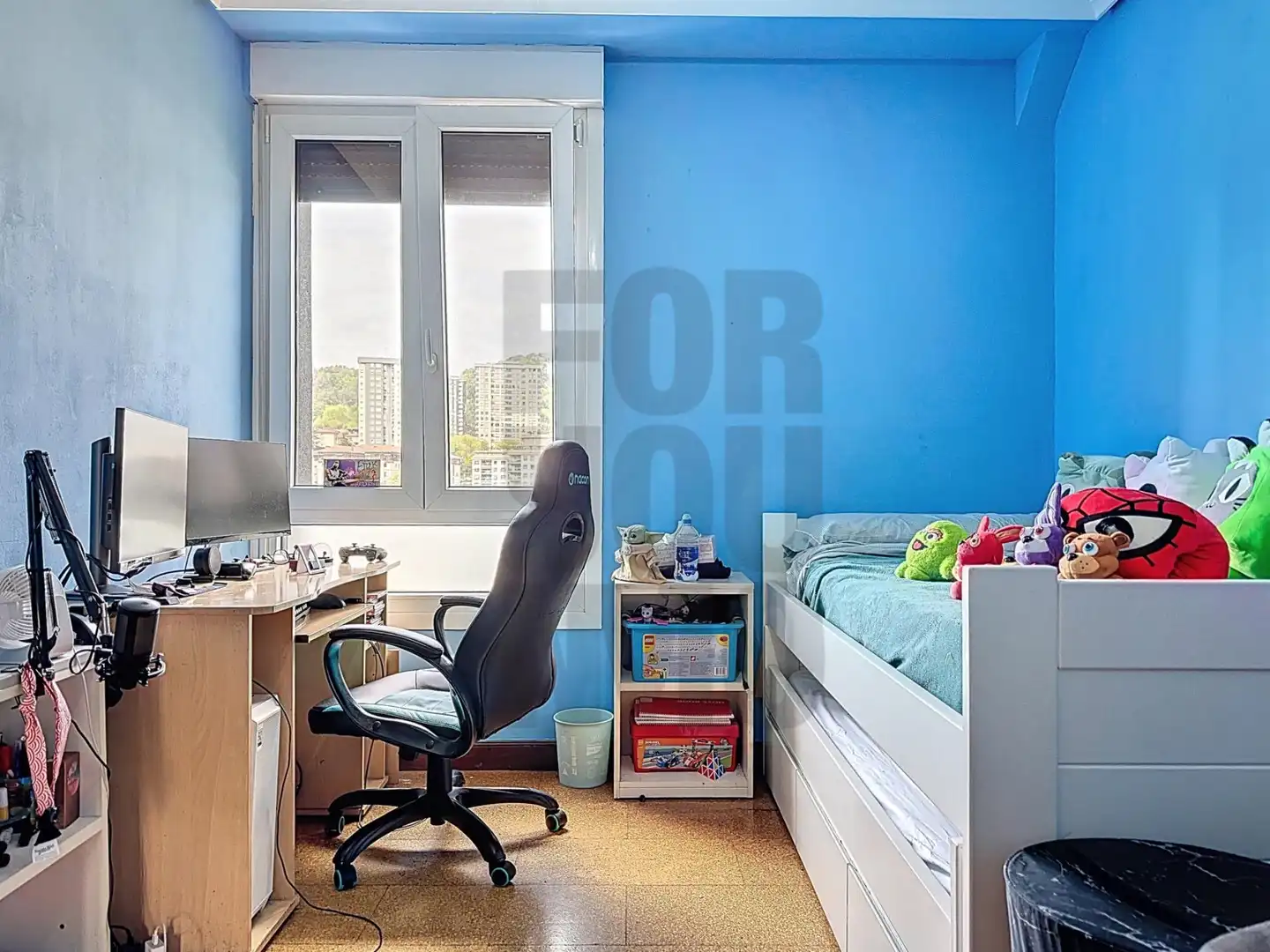Habitación de Piso en venta en Donostia - San Sebastián  con Calefacción y Balcón