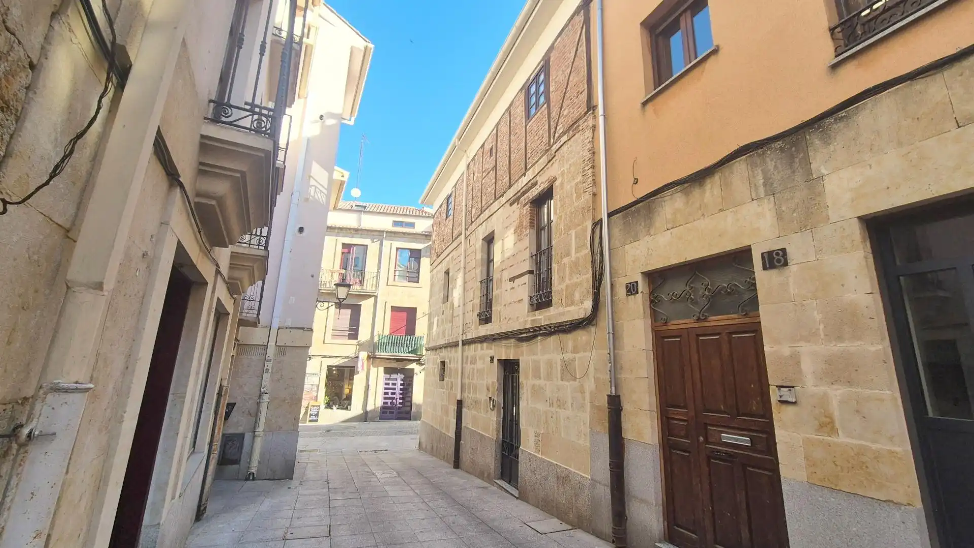 Exterior view of Study for rent in Salamanca  with Heating, Furnished and Balcony