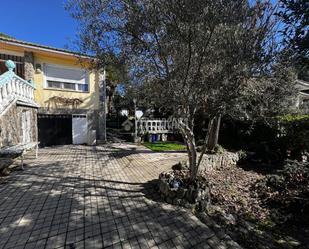 Exterior view of House or chalet for sale in Cabanillas de la Sierra
