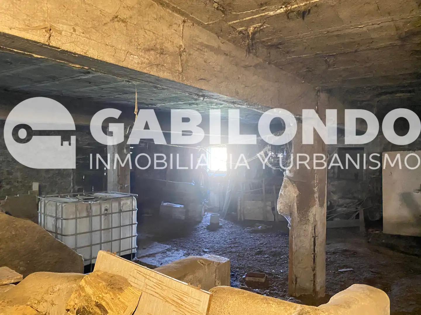 Casa adosada en venta en Elgoibar con Jardín privado, Trastero y Horno