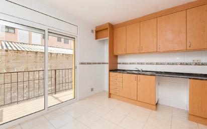 Kitchen of Flat for sale in Castellar del Vallès  with Balcony