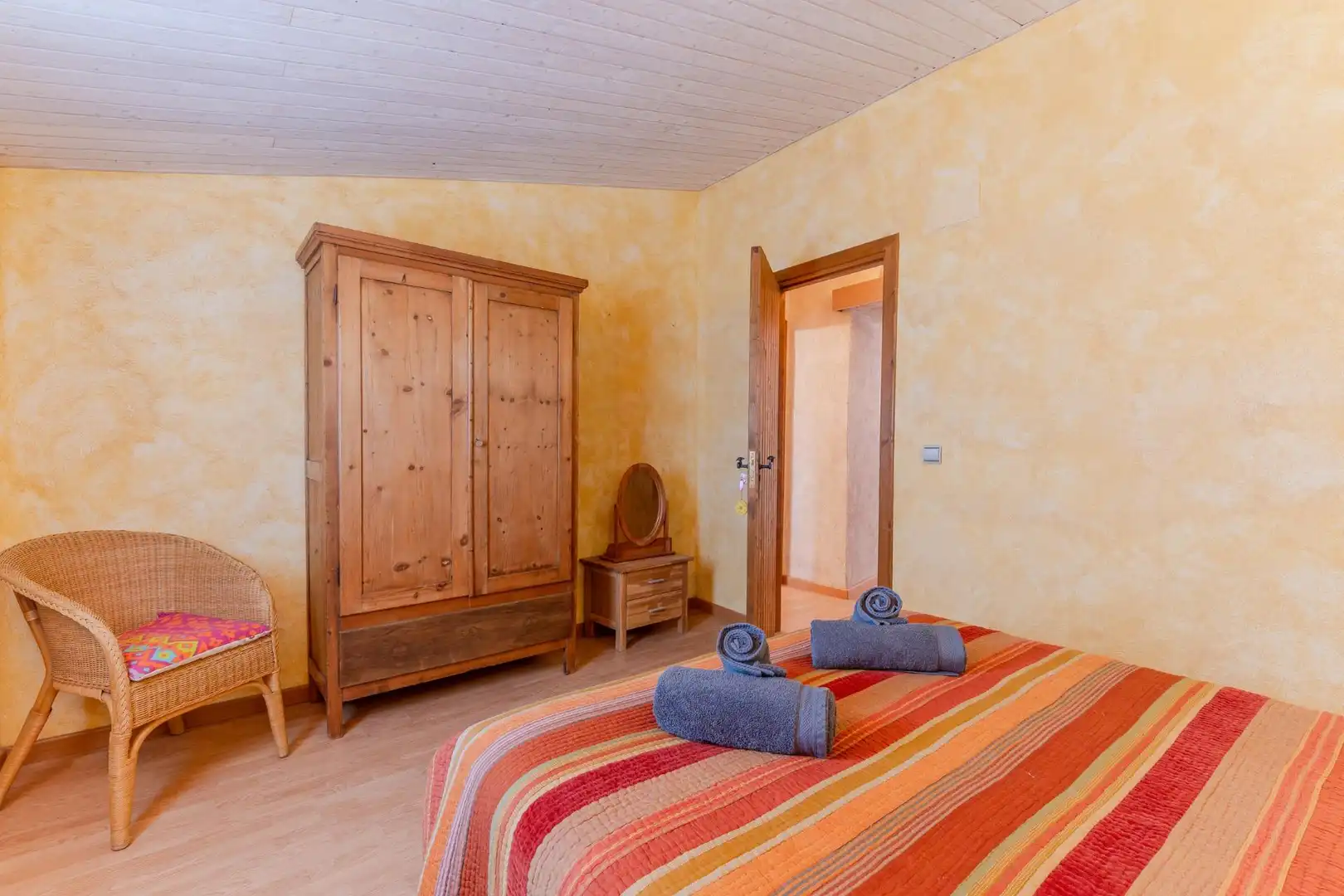 Habitación de Finca rústica en venta en Bescanó con Calefacción, Jardín privado y Trastero
