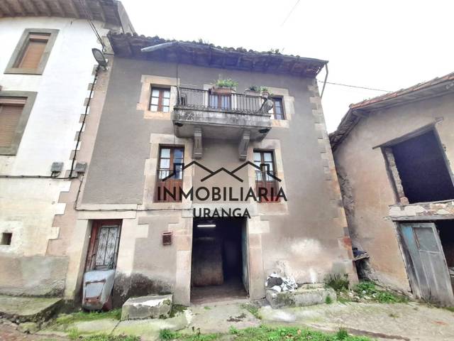 Casa-chalet en Venta en de francos en Guriezo