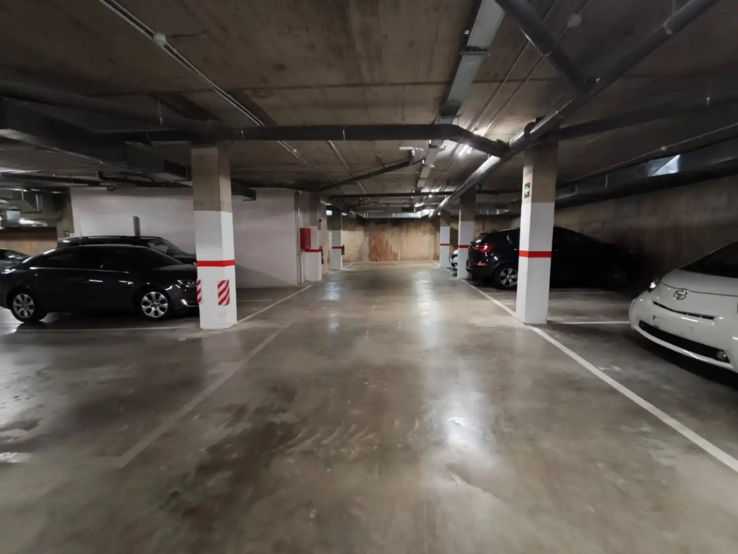 Einzelparkplatz mit Aufzug zum Verkauf in Carrer Transversal