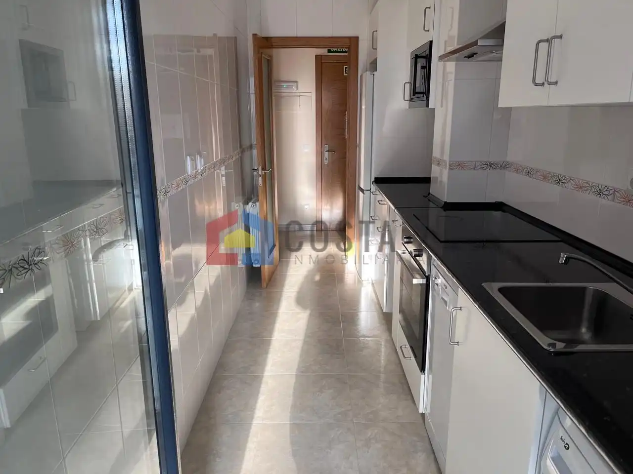 Küche von Wohnung zum Verkauf in Noja mit Terrasse und Möbliert
