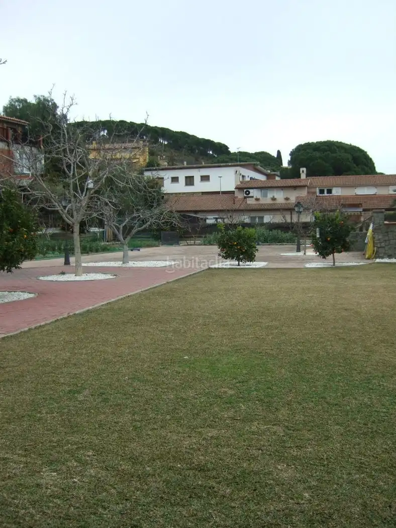 Jardí de Casa o xalet en venda en Mataró amb Aire condicionat, Calefacció i Jardí privat