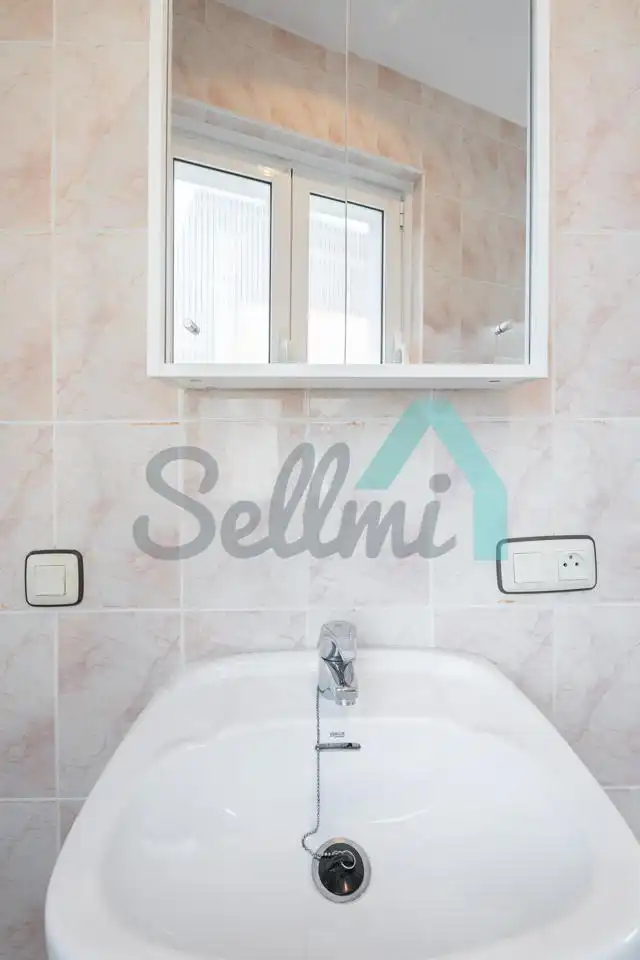Houses for rent in La Rampa, Ribera de Arriba