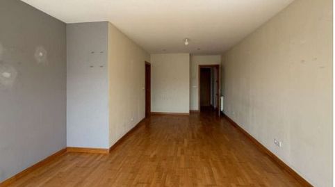 Photo 3 of Flat for sale in Alto del Castaño, Narón