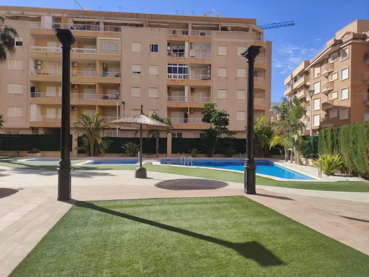 Piscina de Dúplex en venta en Playa de los Locos