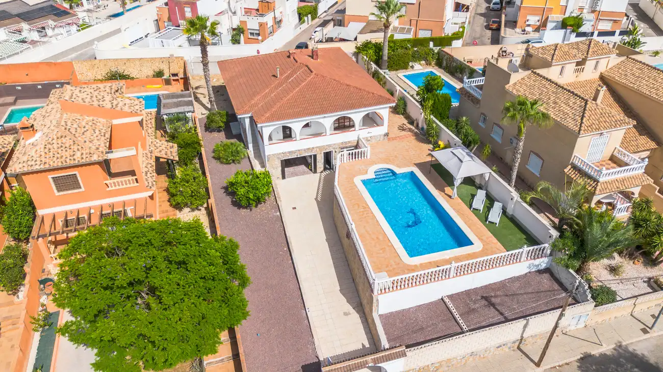 Villa avec terrasse à vendre à Centro