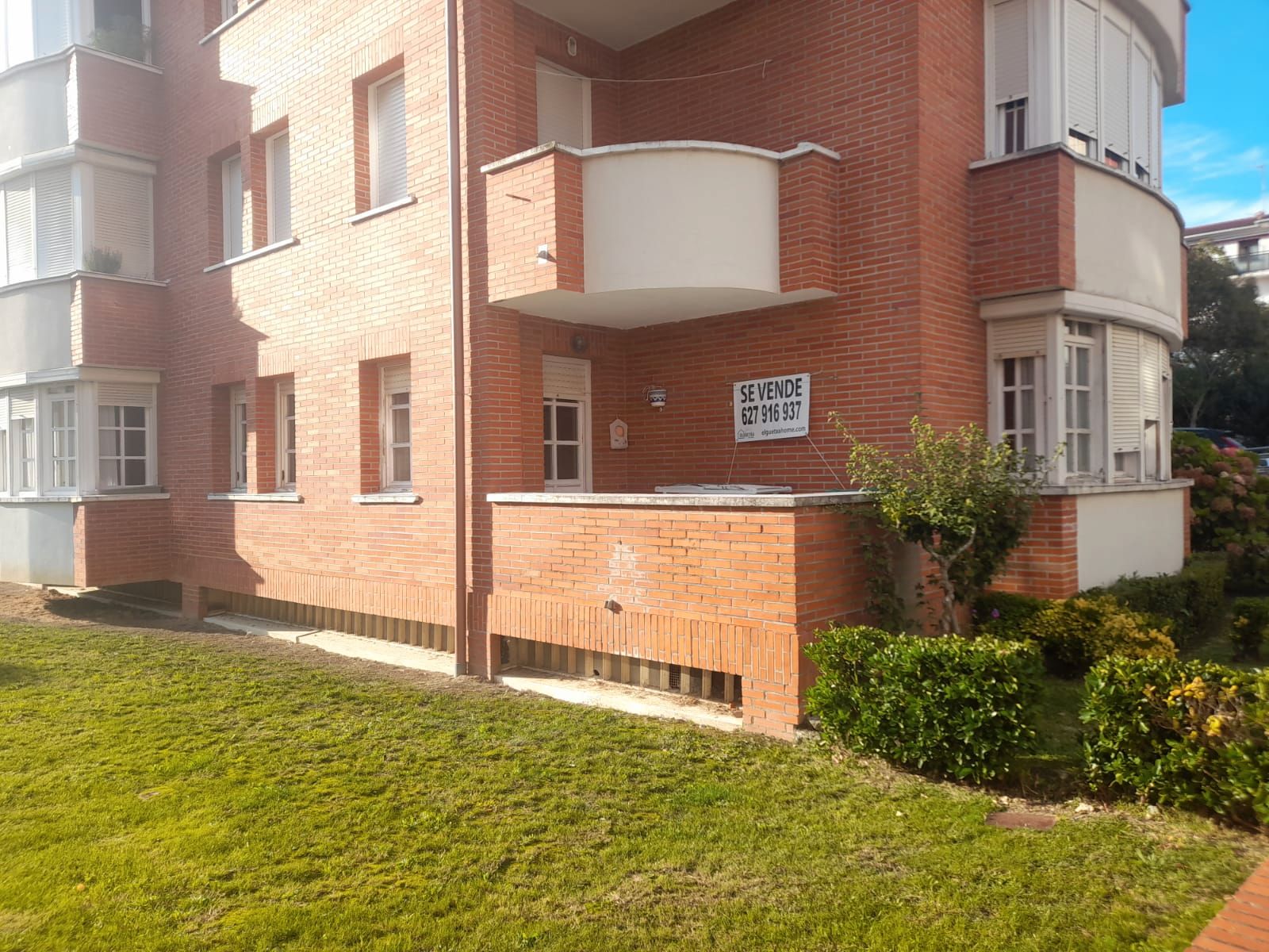 Vista exterior de Planta baja en venta en Gorliz con Calefacción, Jardín privado y Terraza