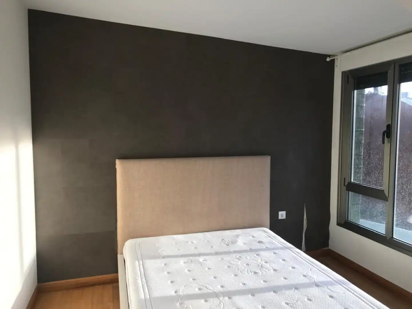 Habitación de Dúplex en venta en Torrelavega  con Aire acondicionado y Calefacción