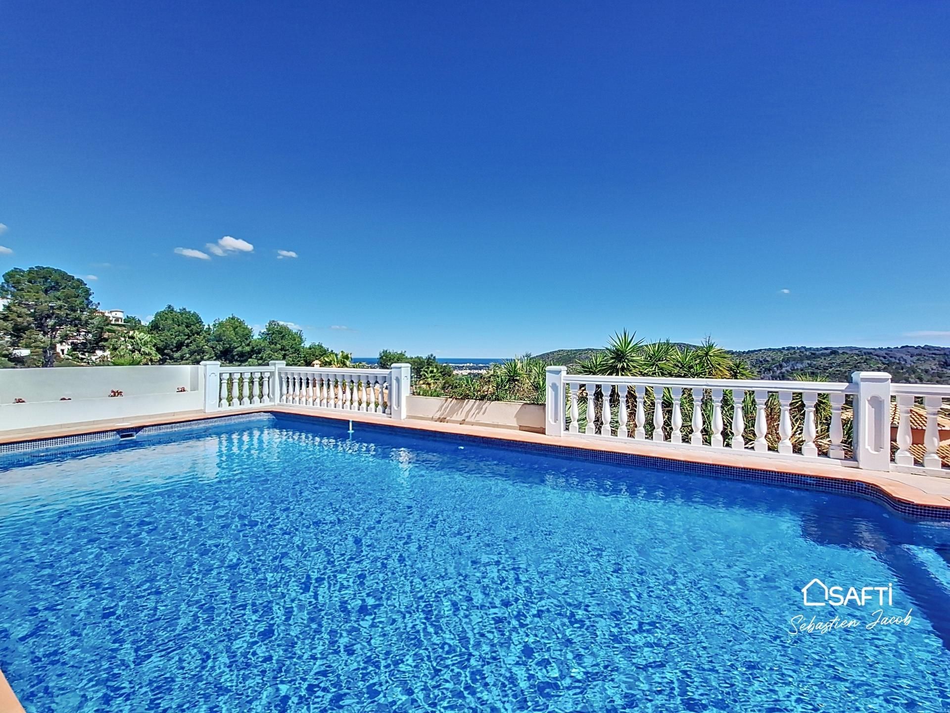 Swimming pool of House or chalet for sale in Pedreguer  with Air Conditioner, Terrace and Swimming Pool