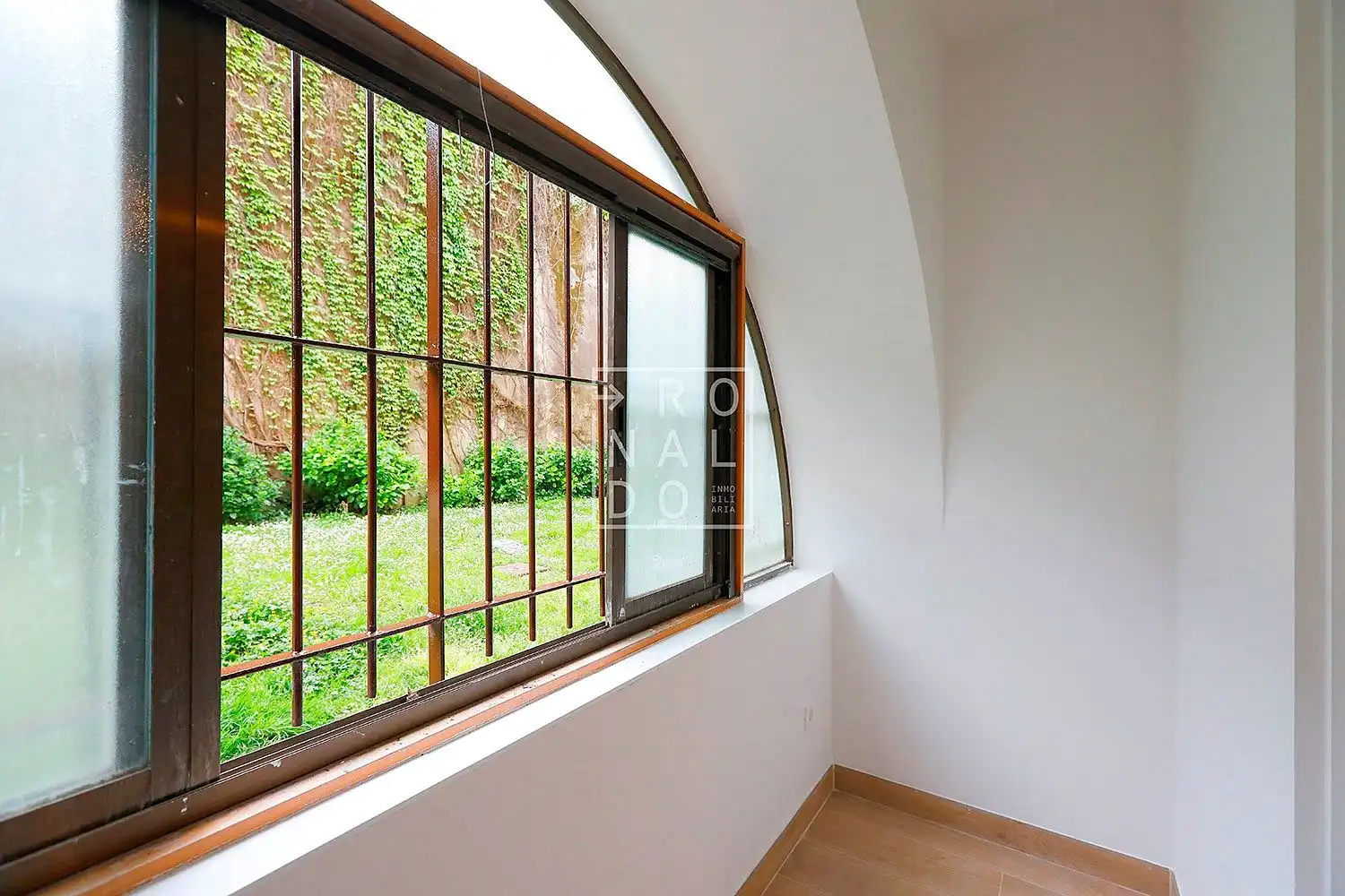 Piso en venta en Irun  con Calefacción y Terraza