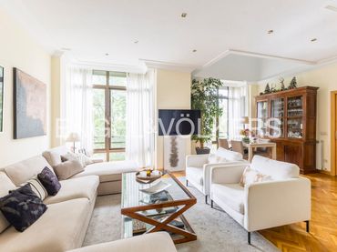 Penthouse with pool for sale in Calle Arturo Soria