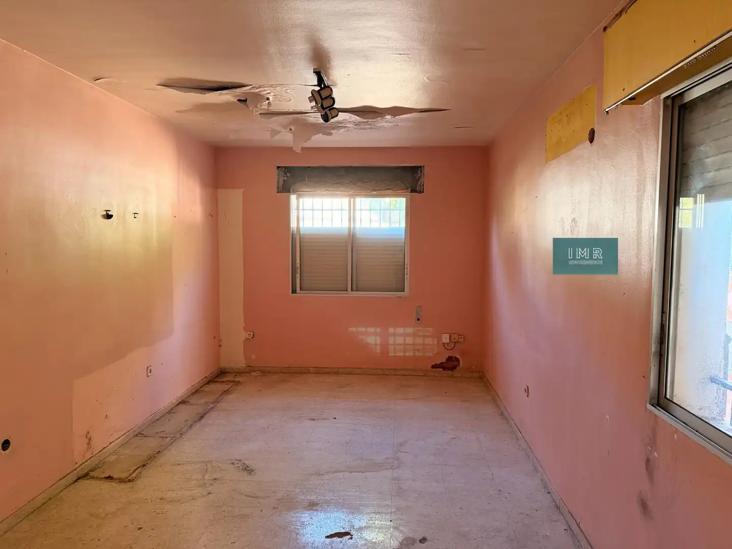 Casa adosada en venta en Mairena del Aljarafe con Terraza