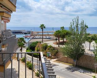 Vista exterior de Apartament en venda en L'Ametlla de Mar  amb Terrassa i Balcó