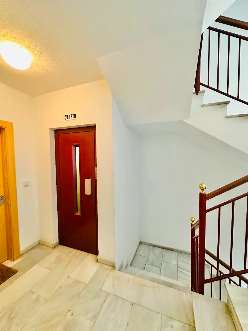Apartamento de alquiler en Granada con Aire acondicionado, Calefacción y Parquet