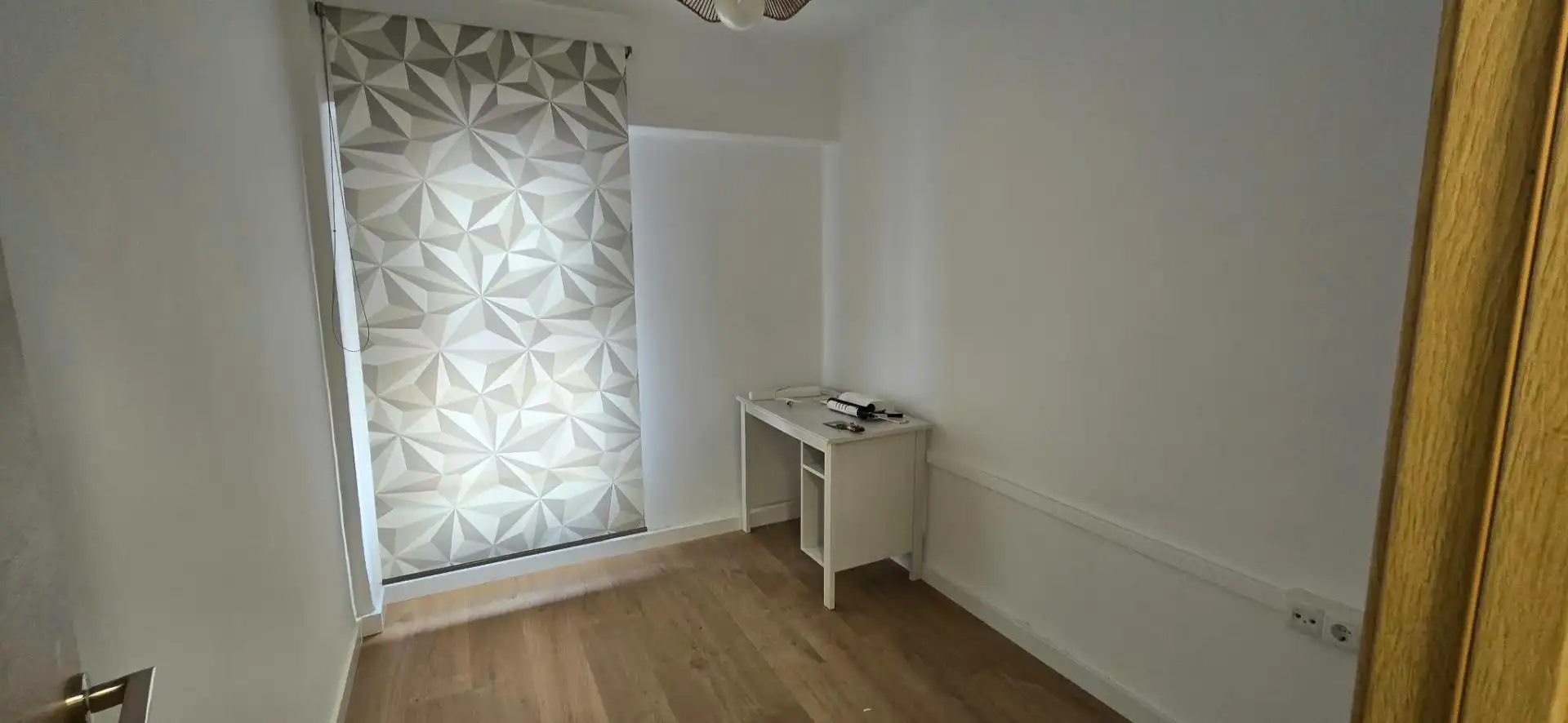 Bedroom of Flat for rent in Valencia  with Parquet flooring, Terrace and Furnished