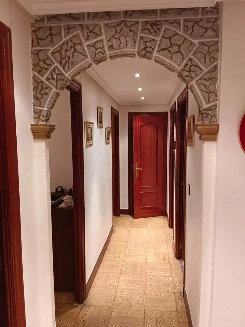Piso en venta en Lazkao con Jardín privado, Trastero y Amueblado