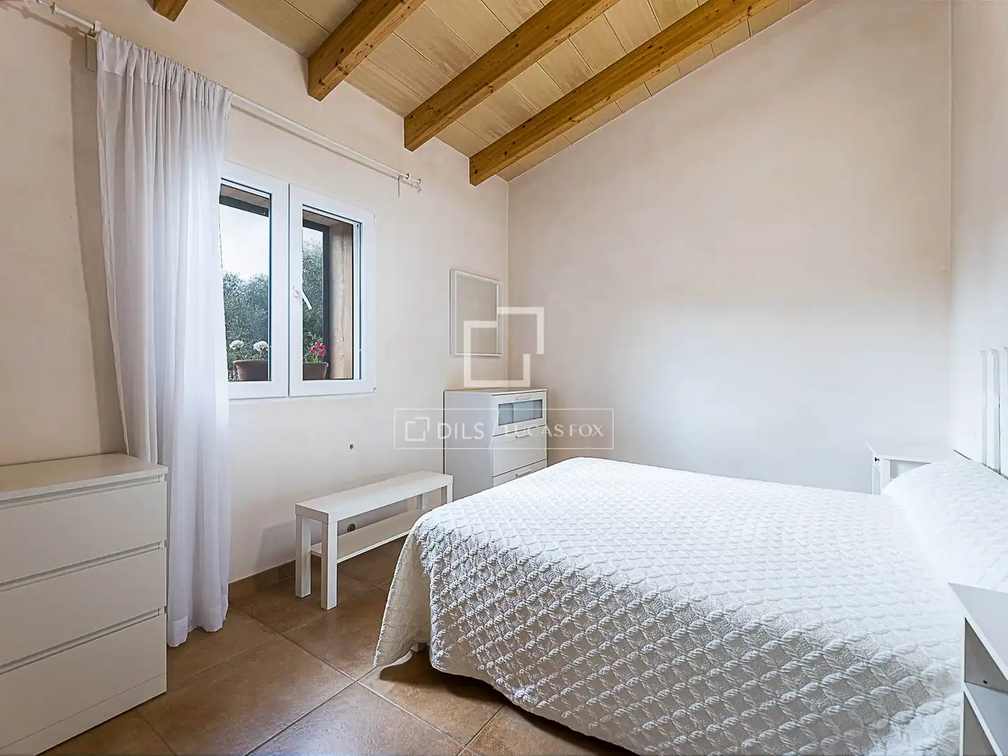 Habitación de Finca rústica en venta en Manacor con Aire acondicionado, Calefacción y Jardín privado