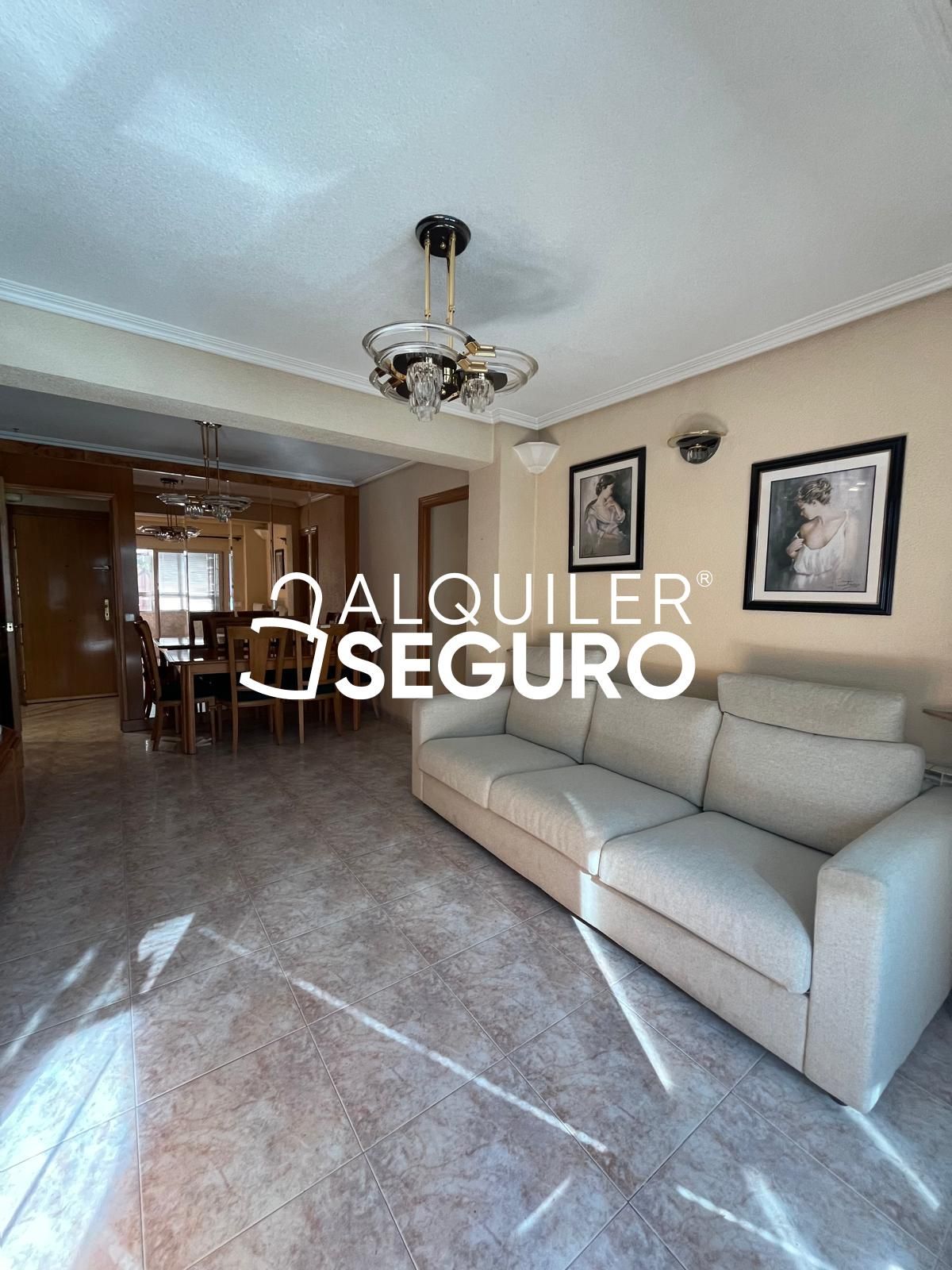 Sala d'estar de Pis de lloguer en Leganés amb Calefacció i Terrassa