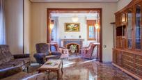 Sala d'estar de Casa o xalet en venda en Alicante / Alacant amb Terrassa i Piscina