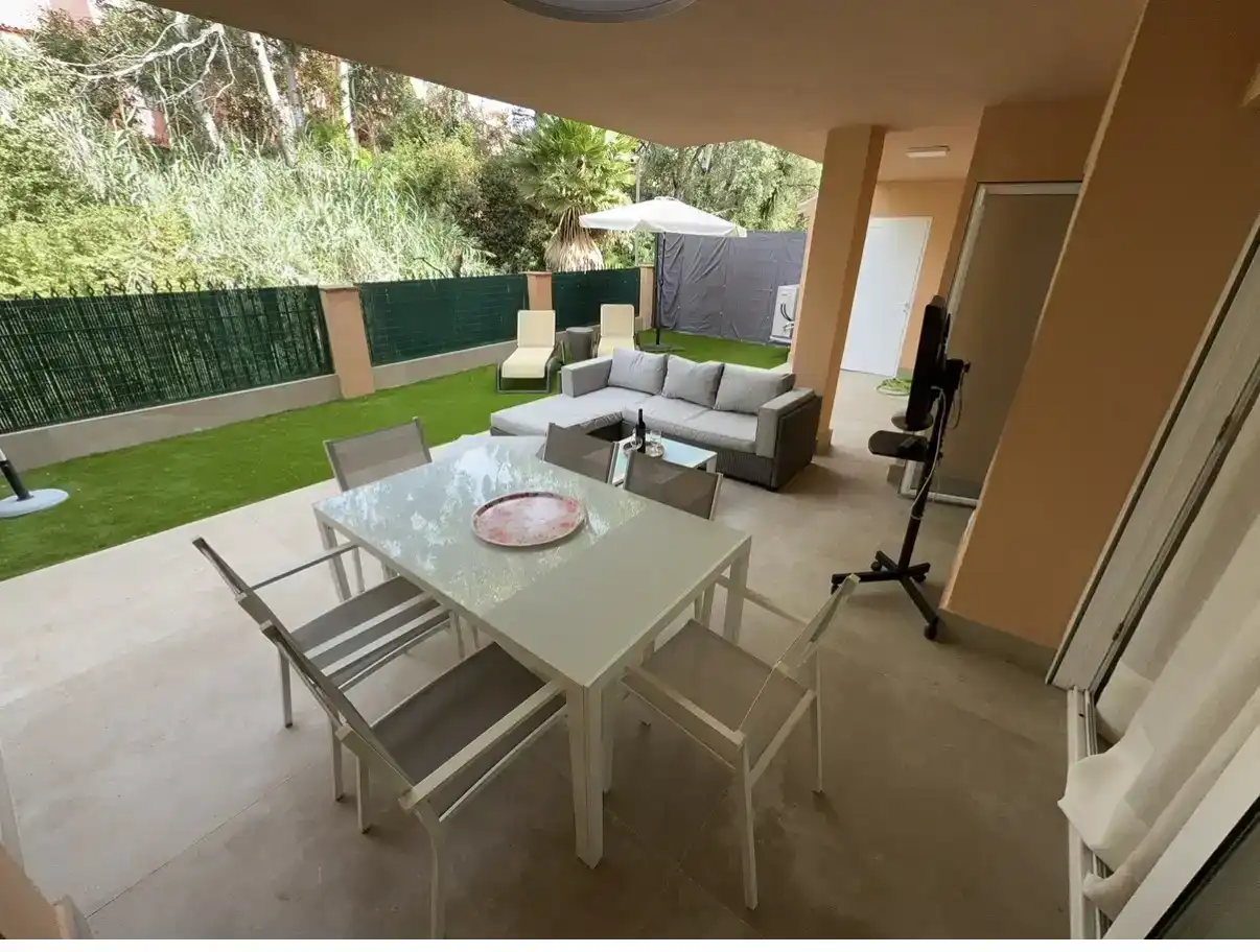 Terraza de Piso en venta en Marbella con Aire acondicionado, Piscina y Balcón
