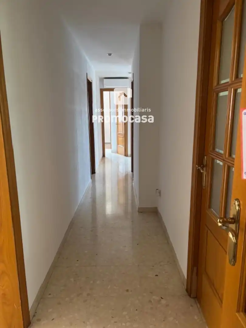 Casa o chalet en venta en Barberà del Vallès con Calefacción, Terraza y Balcón