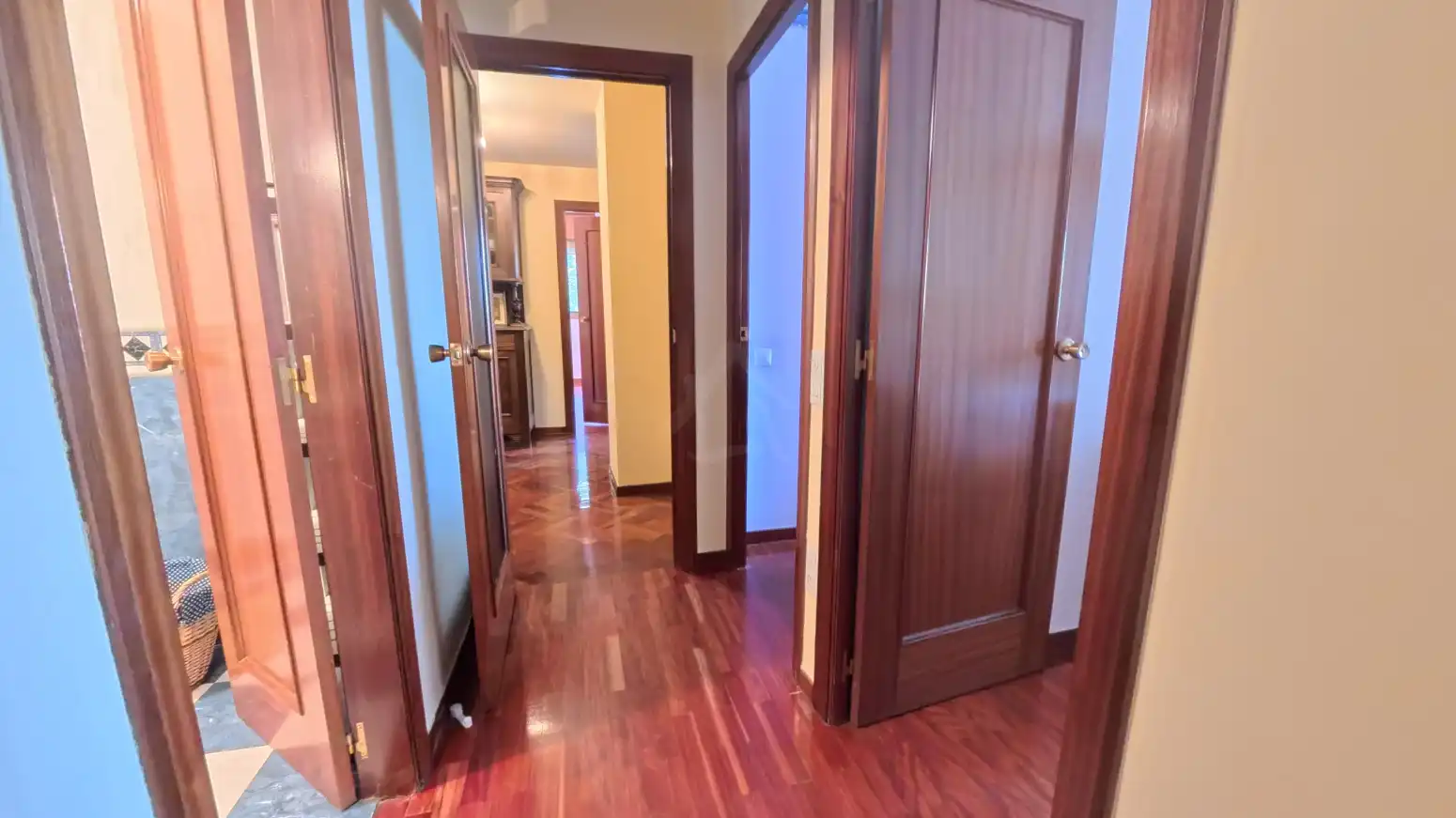 Piso en venta en  Logroño con Calefacción, Parquet y Terraza
