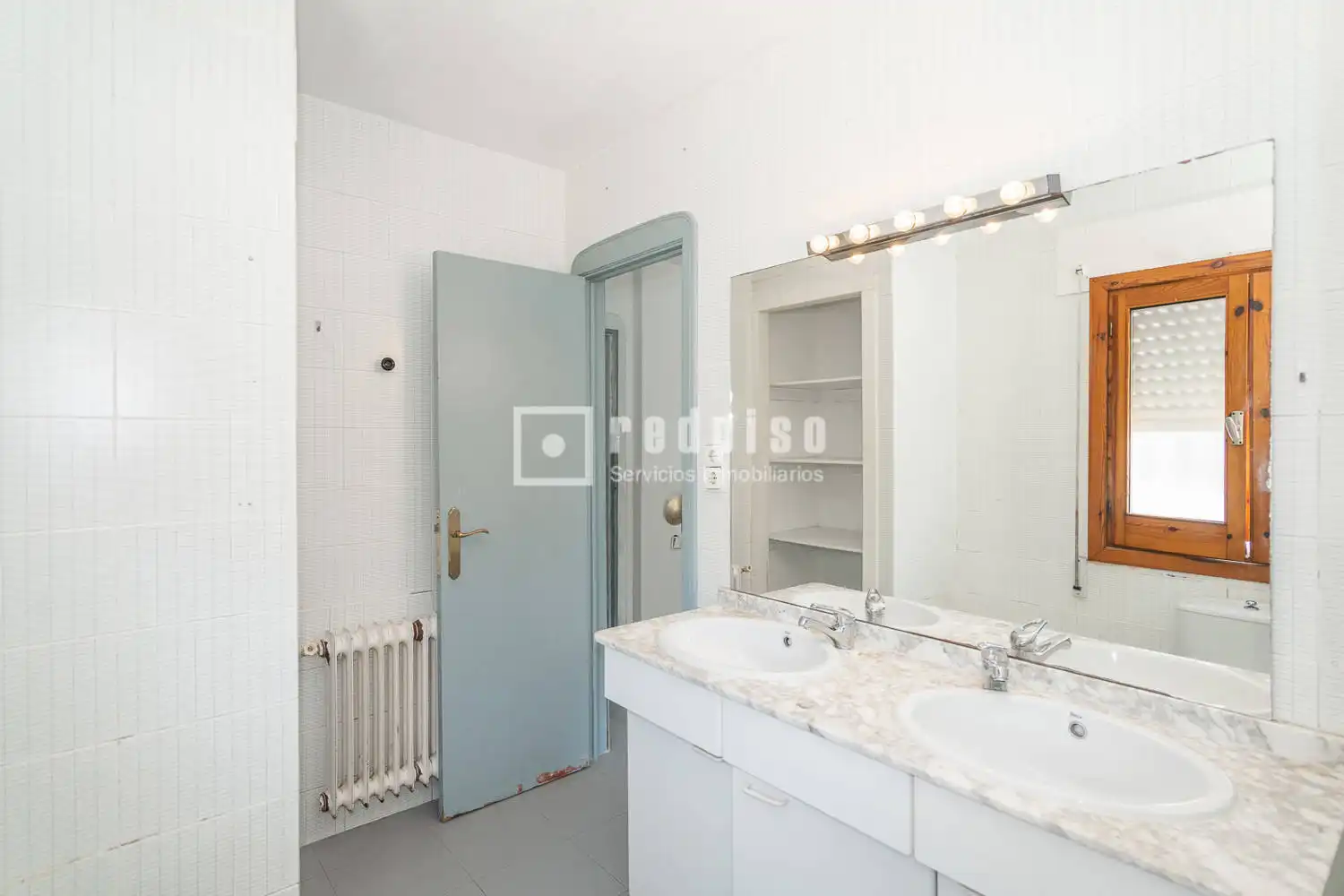 Bany de Casa o xalet en venda en Arroyomolinos (Madrid) amb Aire condicionat i Calefacció
