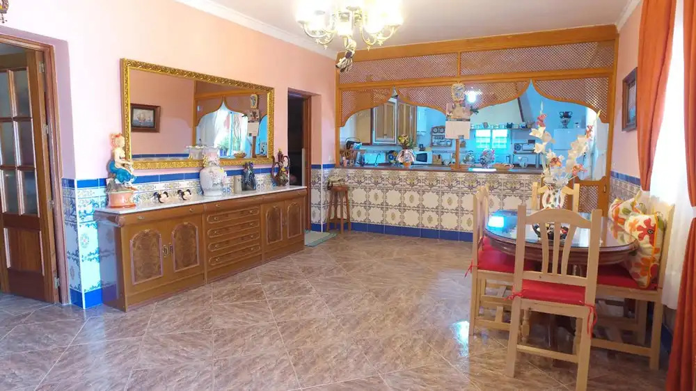 Casa rústica amb piscina en venda a Bobadilla - Bobadilla Estación - La Joya