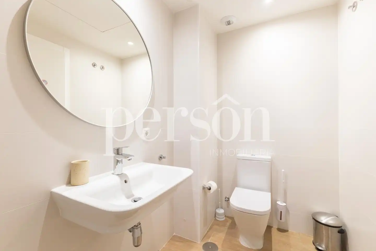 Bathroom of Flat for rent in Dénia  with Air Conditioner, Terrace and Storage room