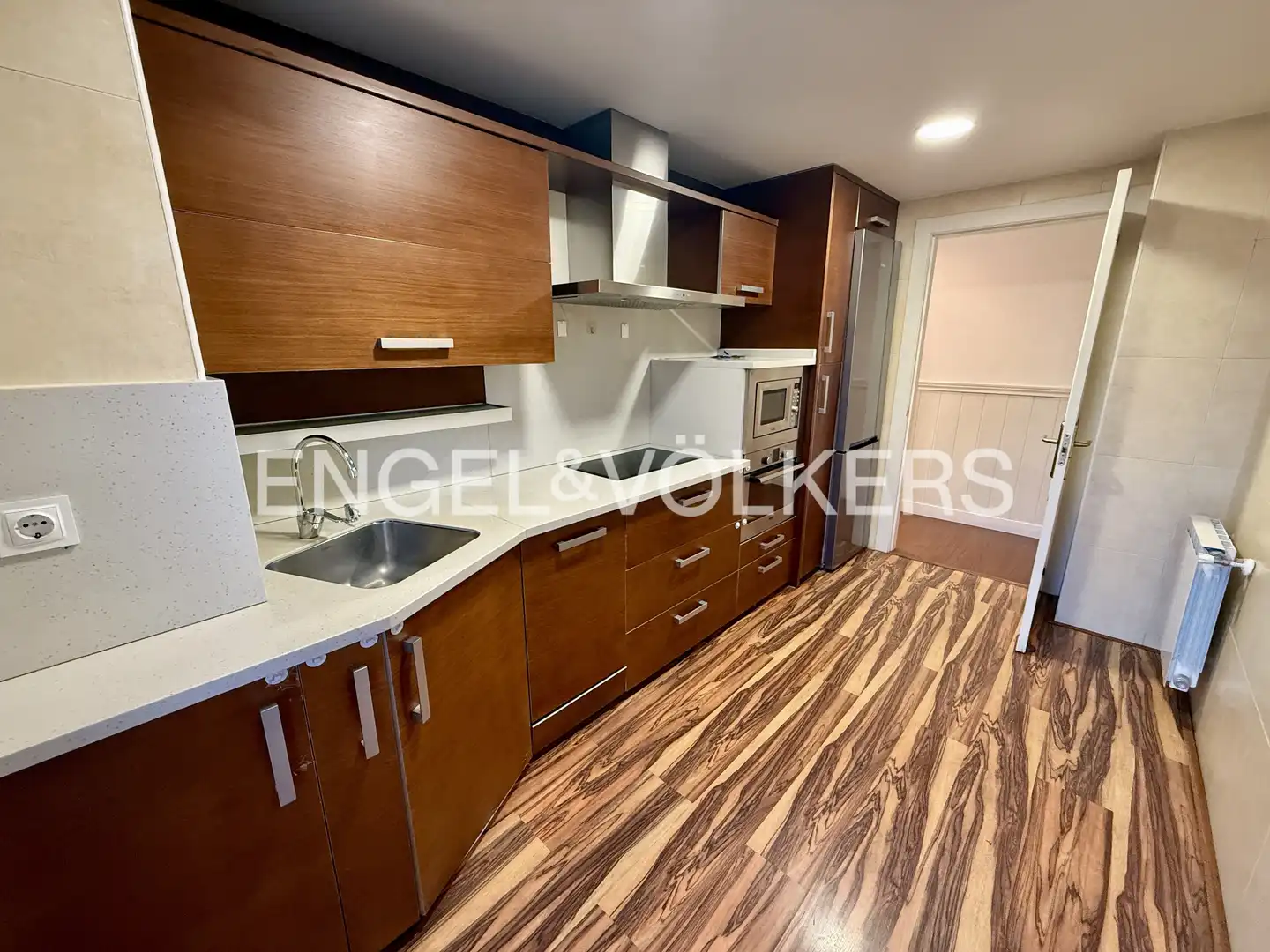 Cocina de Piso de alquiler en Madrid con Aire acondicionado, Calefacción y Piscina