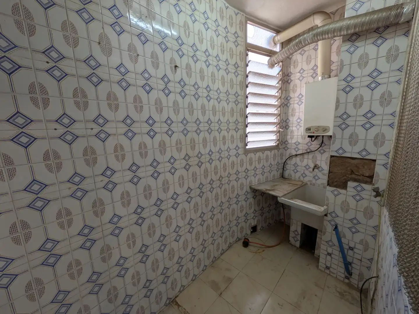 Bathroom of Flat for sale in Castellón de la Plana / Castelló de la Plana  with Balcony