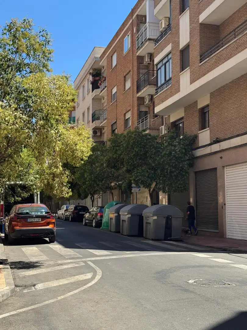 Vista exterior de Pis de lloguer en Puertollano amb Calefacció i Moblat