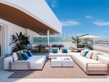Penthouse mit Pool zum Verkauf in Avenida de Andalucía 28