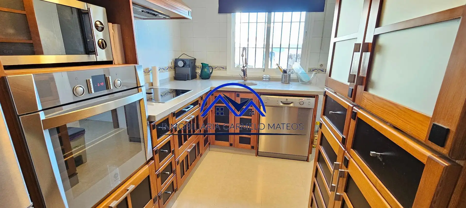 Cocina de Dúplex en venta en Sanlúcar de Barrameda con Aire acondicionado, Jardín privado y Trastero