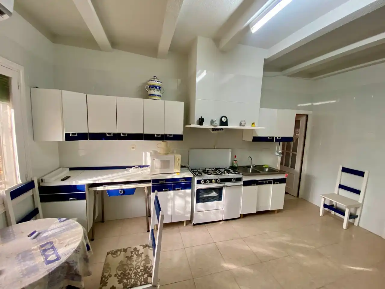 Cuina de Casa o xalet en venda en Villarrubia de los Ojos amb Aire condicionat, Calefacció i Jardí privat