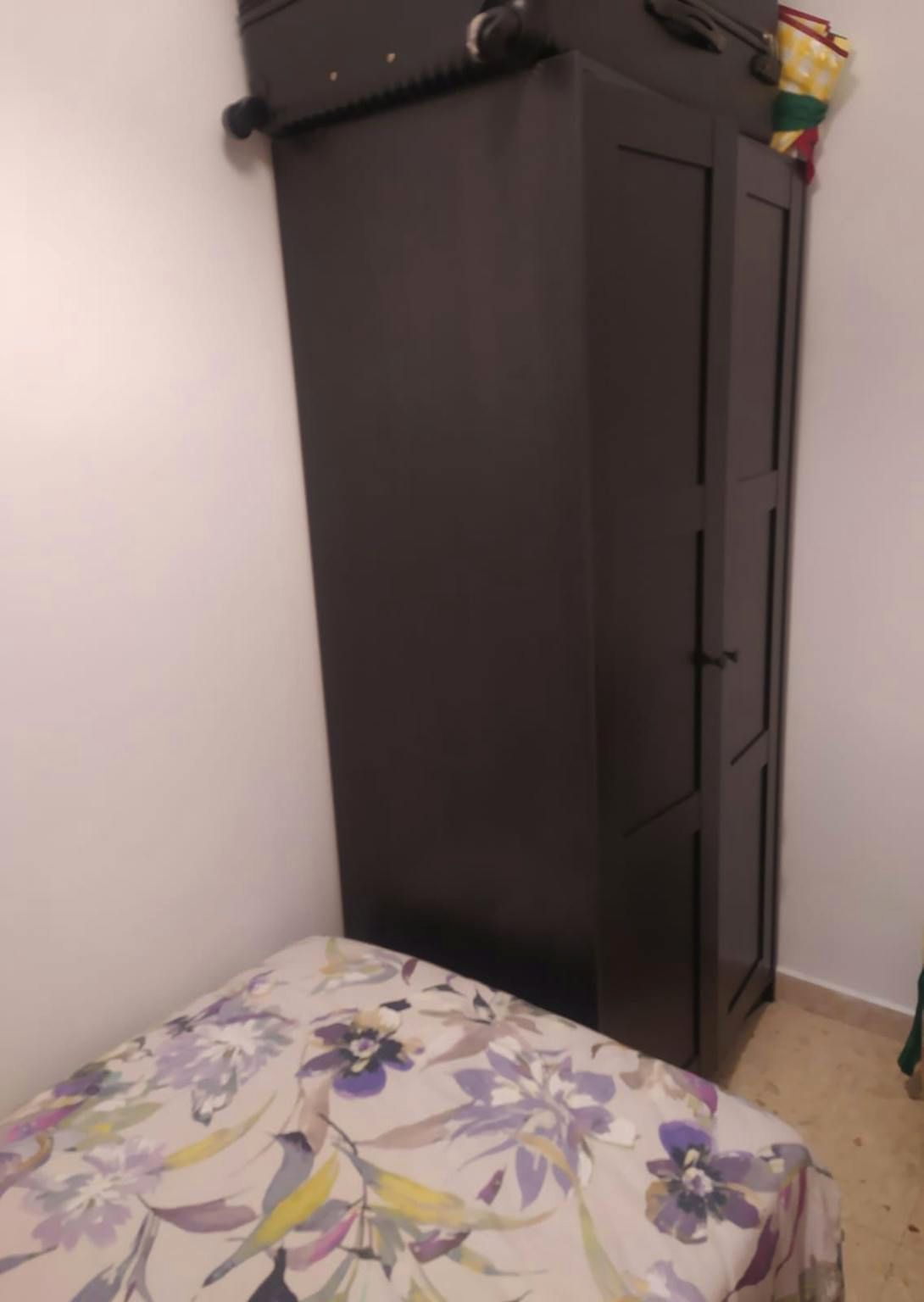 Bedroom of Flat to share in  Barcelona Capital  with Heating, Furnished and Washing machine