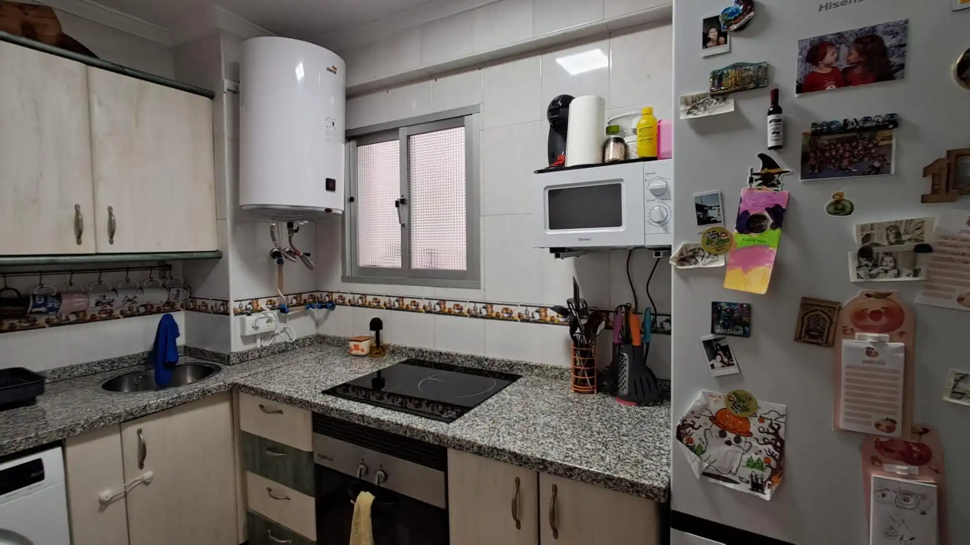 Cocina de Piso en venta en Carretera de Cádiz