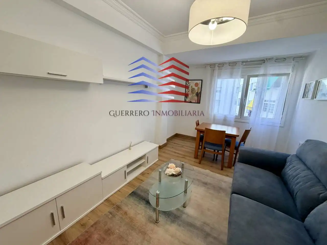 Sala de estar de Piso de alquiler en Ourense Capital  con Calefacción, Parquet y Alarma