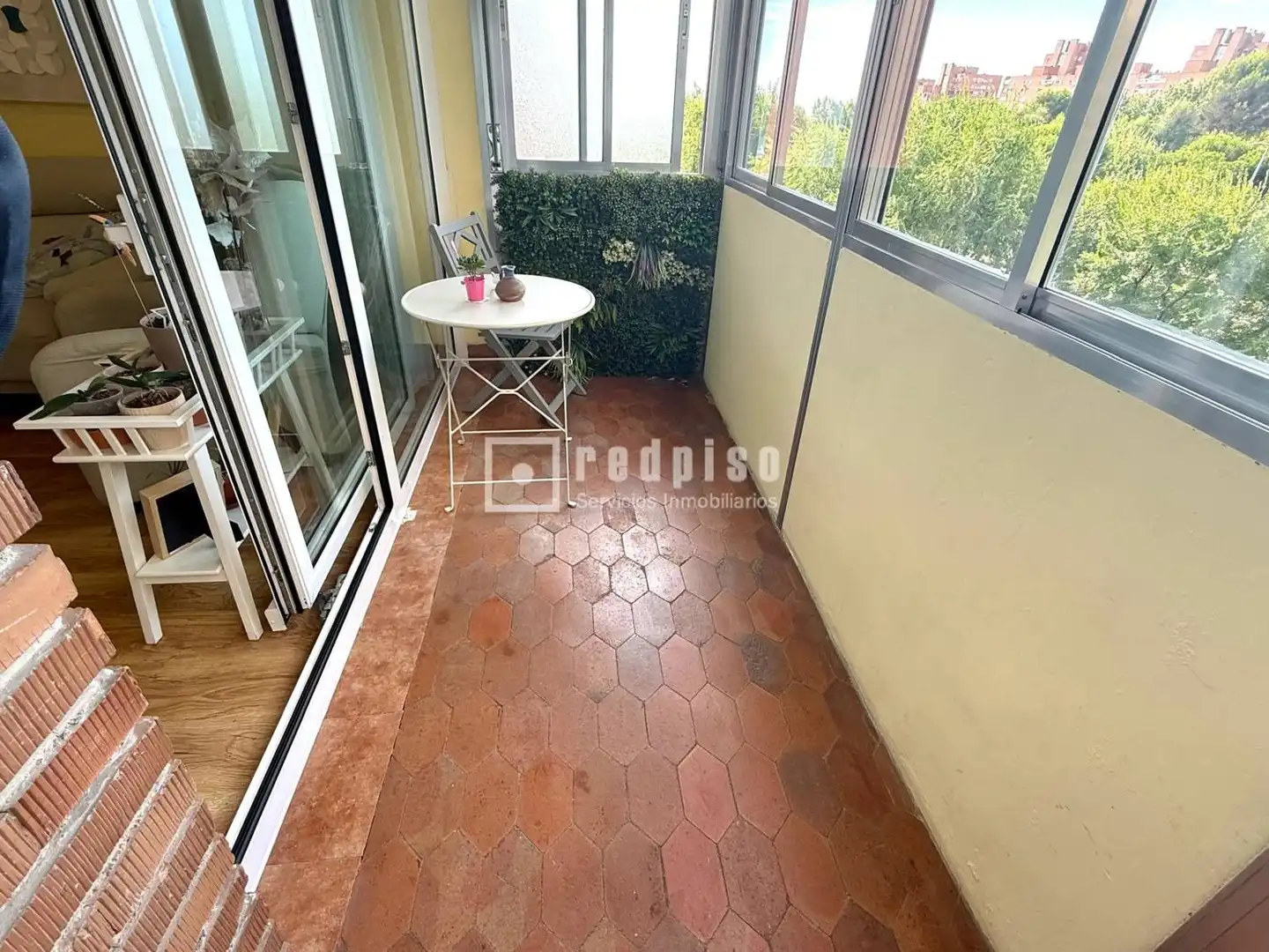 Terraza de Piso en venta en Madrid con Aire acondicionado, Calefacción y Jardín privado