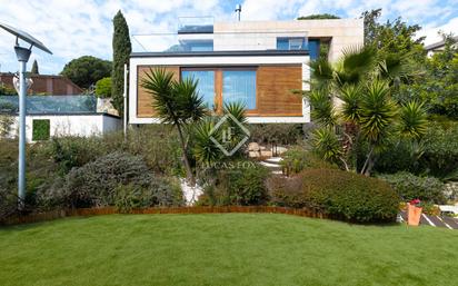 Jardí de Casa o xalet en venda en Calella amb Aire condicionat, Calefacció i Jardí privat