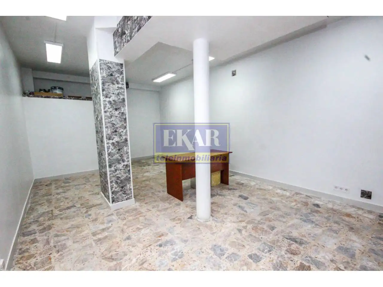 Business premises to rent in Calle Juan Arana, imagen 3