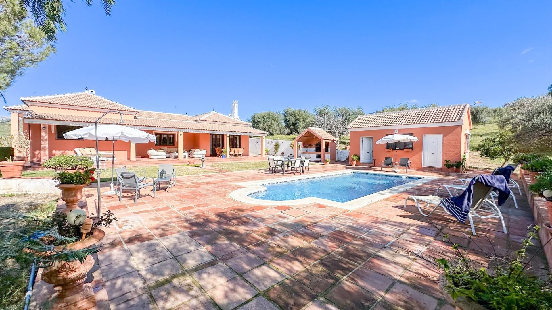 Jardí de Casa o xalet en venda en Almogía amb Aire condicionat, Calefacció i Jardí privat