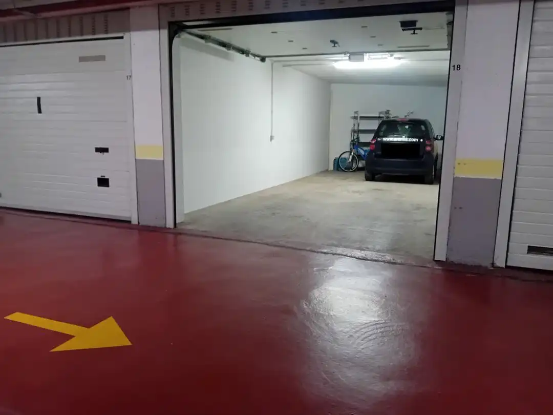 Parking de Apartamento en venta en  Logroño con Aire acondicionado, Calefacción y Trastero