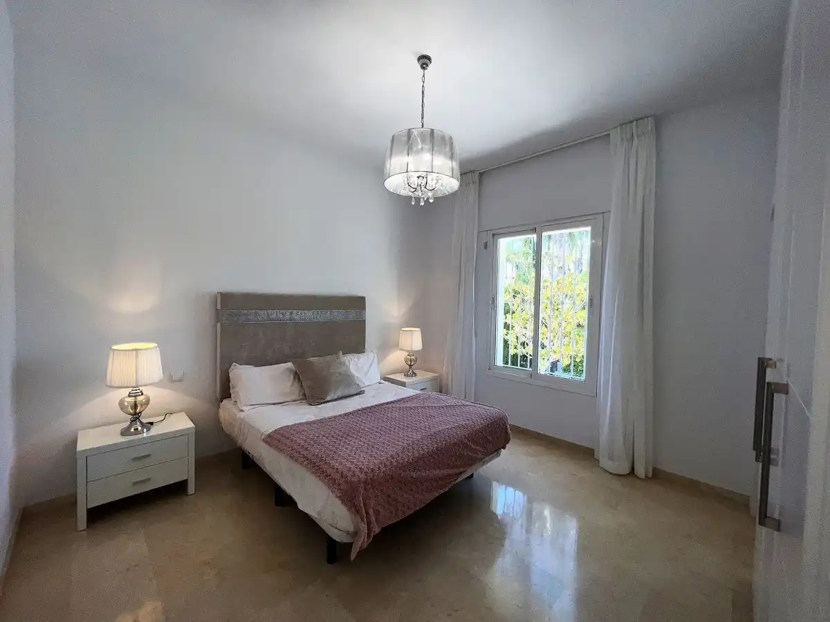 Casa amb piscina en venda a Nueva Andalucía, imagen 13