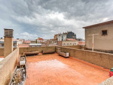 Piso con balcón en venta en Carrer Universitat de Montpeller